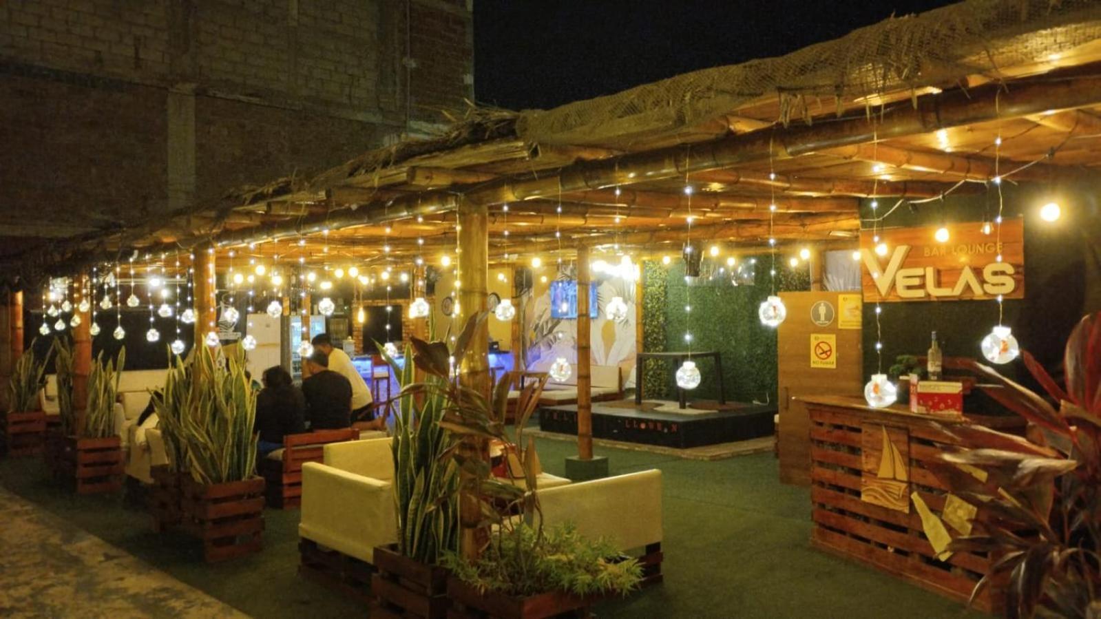 Hostal Las Velas Otel Manta Dış mekan fotoğraf