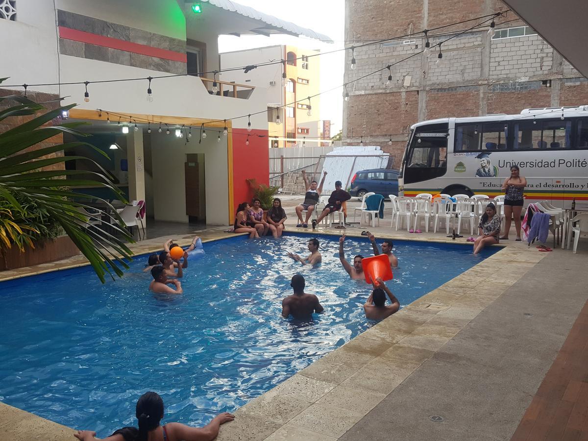 Hostal Las Velas Otel Manta Dış mekan fotoğraf