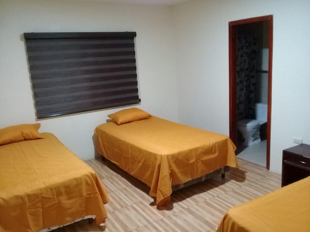 Hostal Las Velas Otel Manta Dış mekan fotoğraf