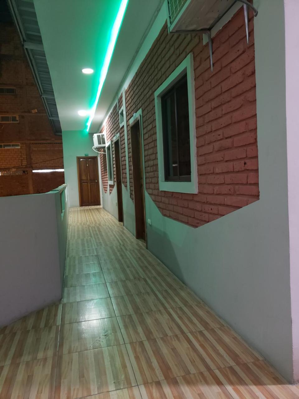 Hostal Las Velas Otel Manta Dış mekan fotoğraf